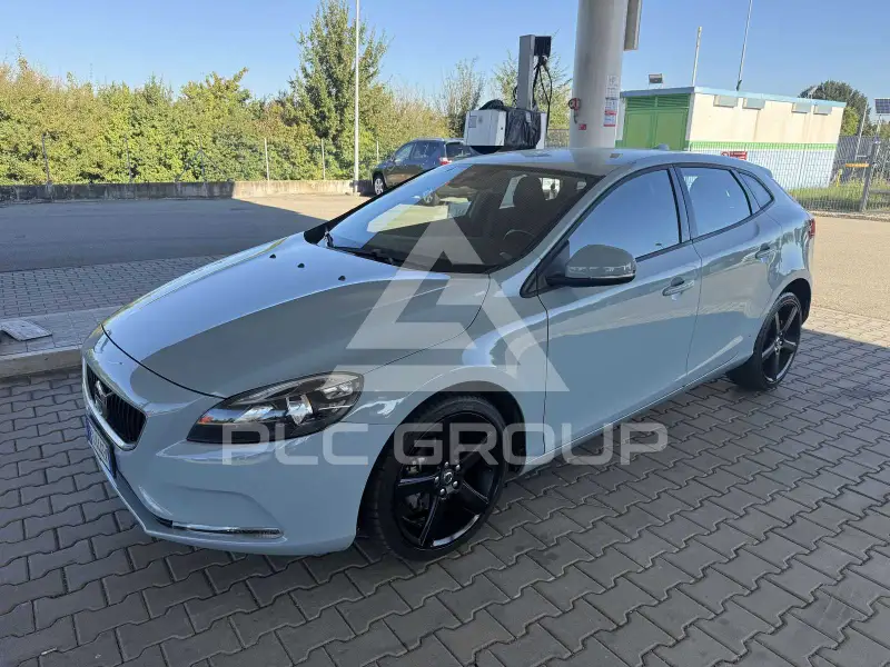 2016 Volvo V40
