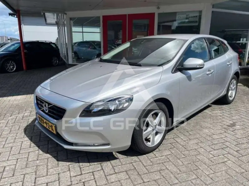 2016 Volvo V40
