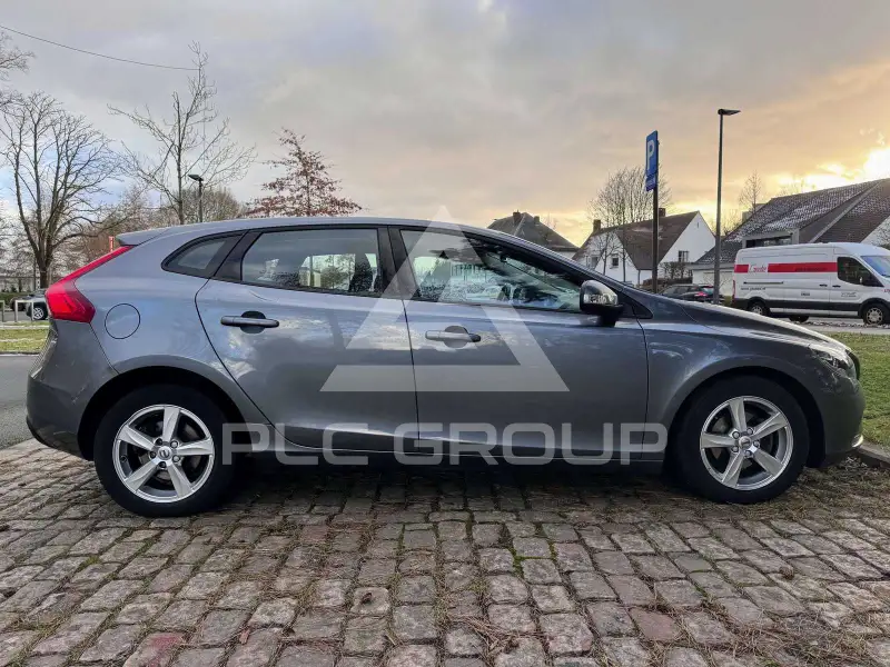 2016 Volvo V40