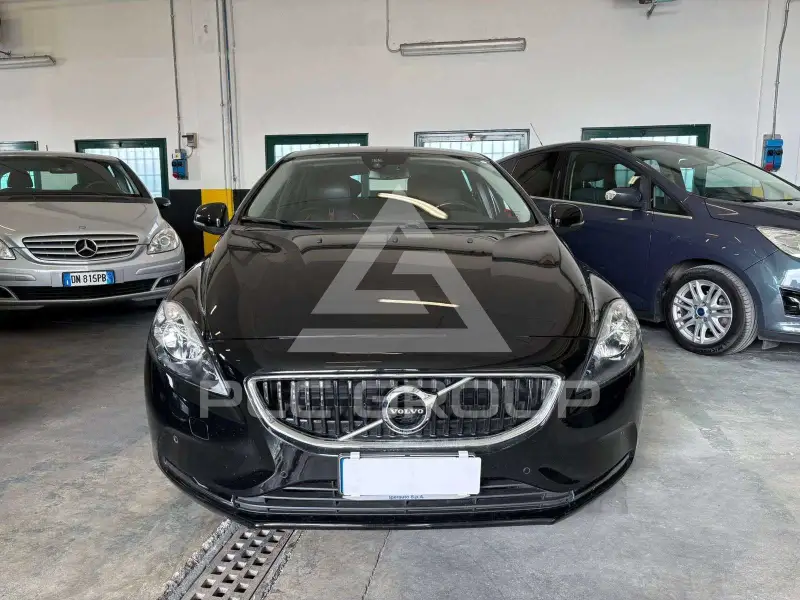 2016 Volvo V40