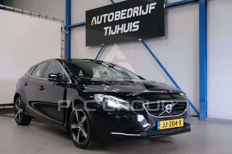 2016 Volvo V40