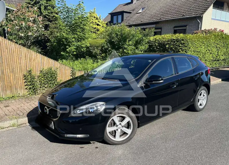 2016 Volvo V40