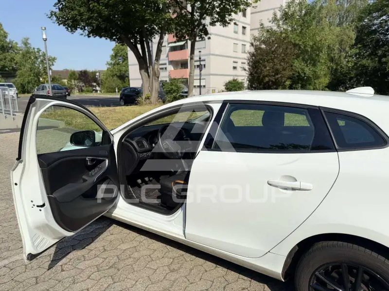 2016 Volvo V40