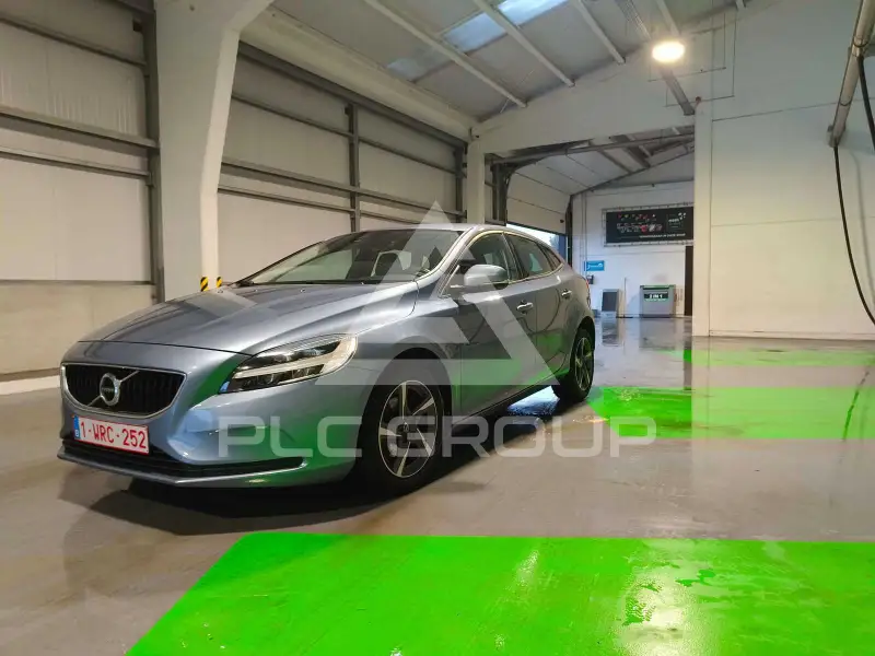 2016 Volvo V40