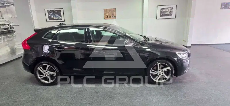 2016 Volvo V40