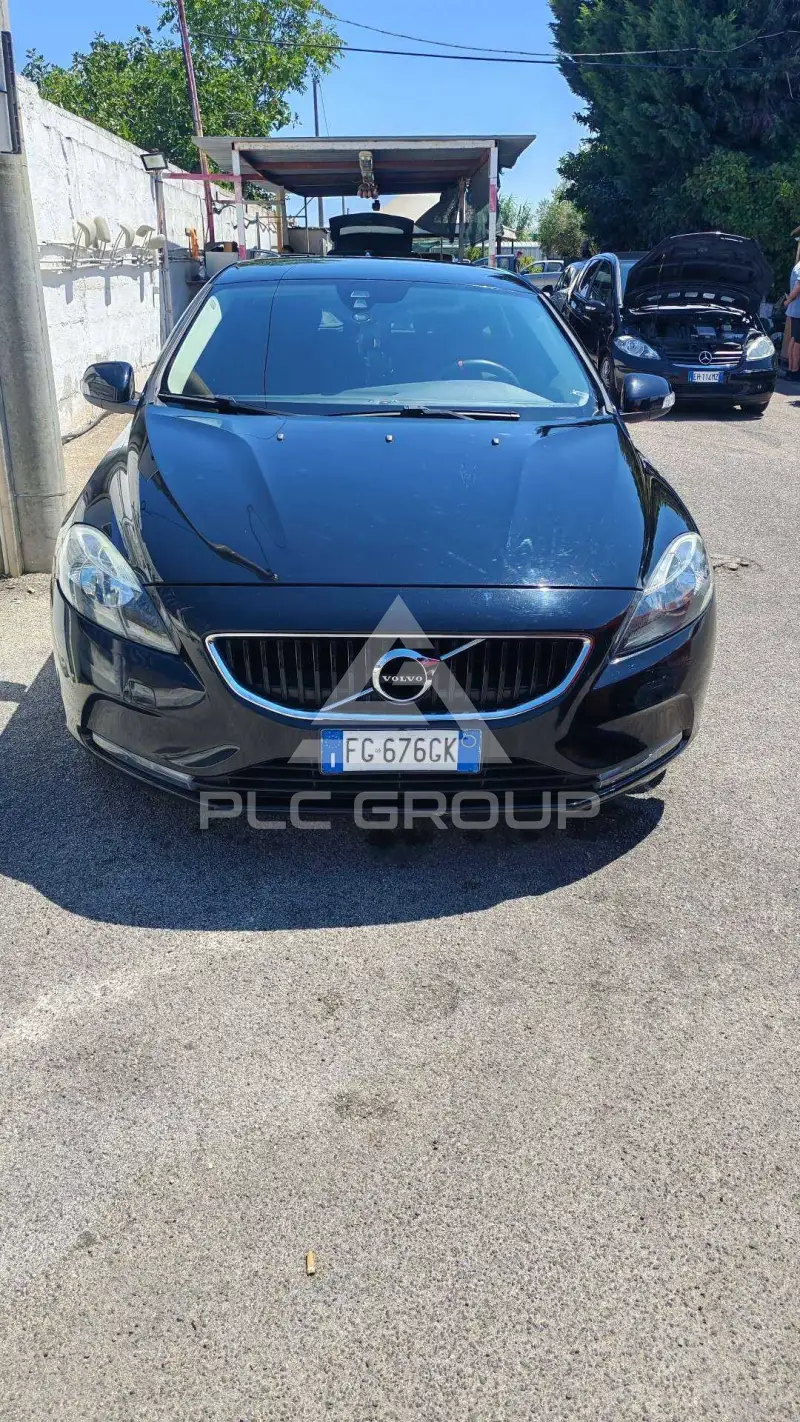 2016 Volvo V40