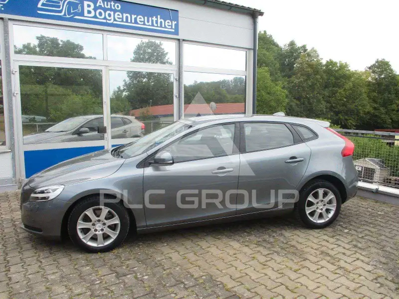 2016 Volvo V40