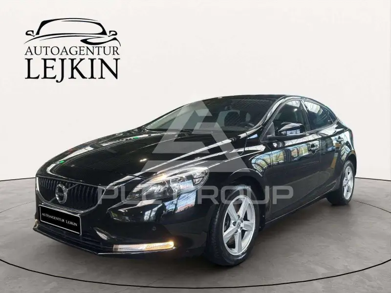 2016 Volvo V40