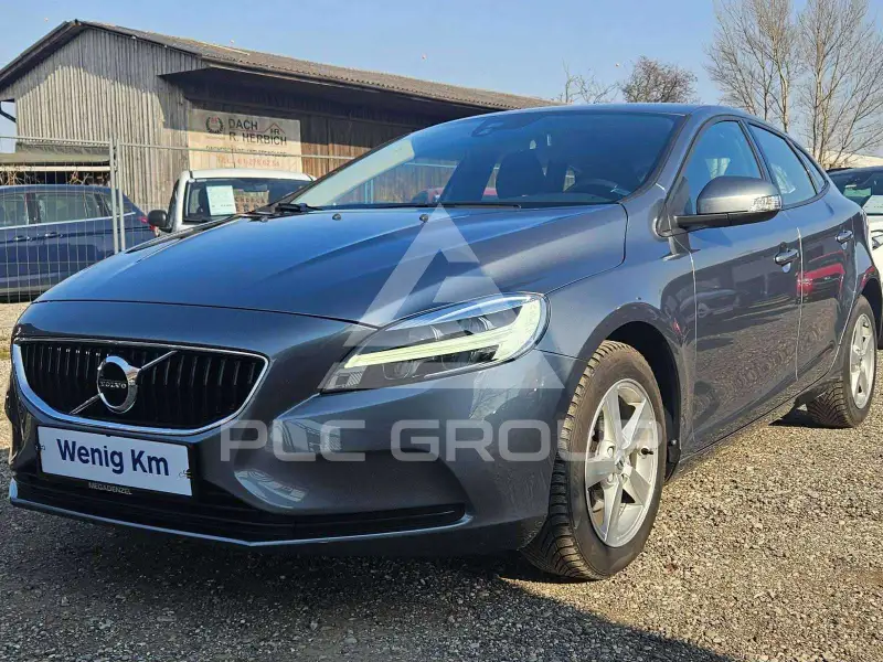 2016 Volvo V40