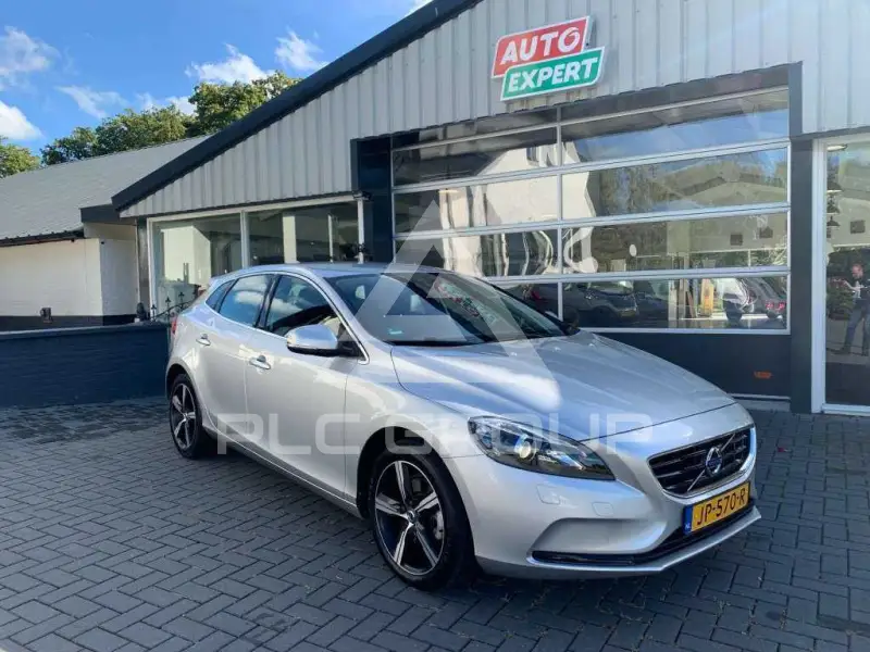 2016 Volvo V40