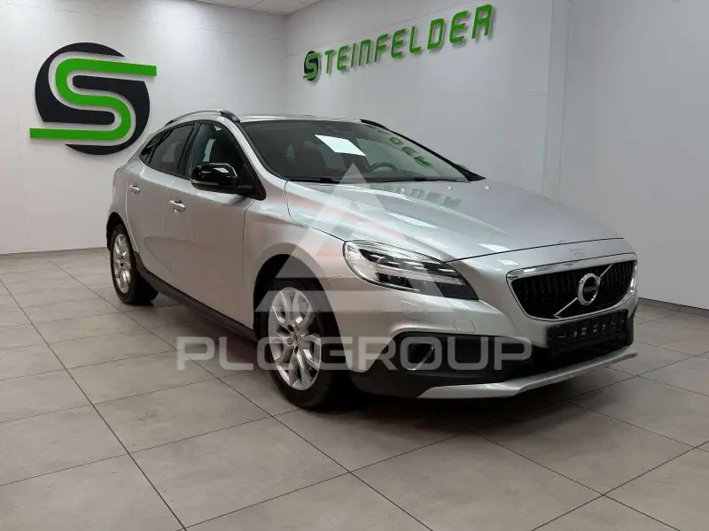 2016 Volvo V40