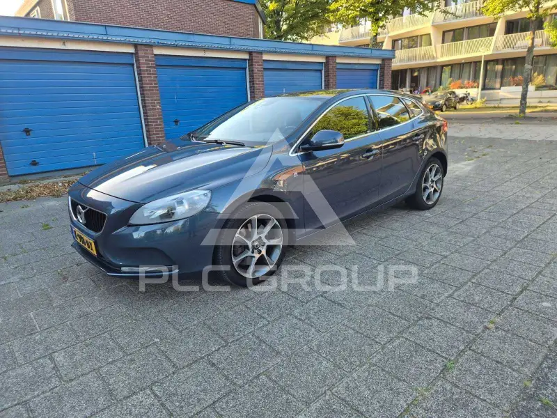 2016 Volvo V40