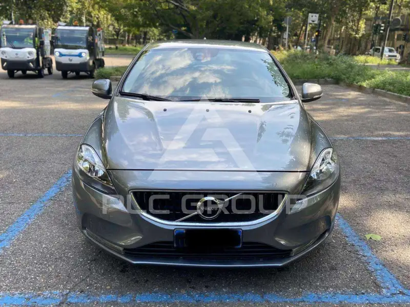 2016 Volvo V40
