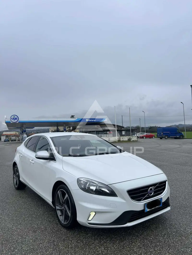 2016 Volvo V40
