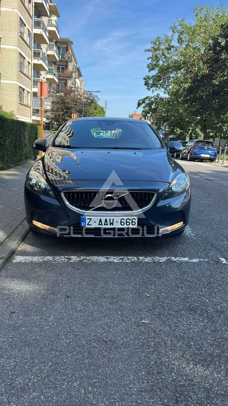 2016 Volvo V40