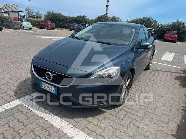 2016 Volvo V40