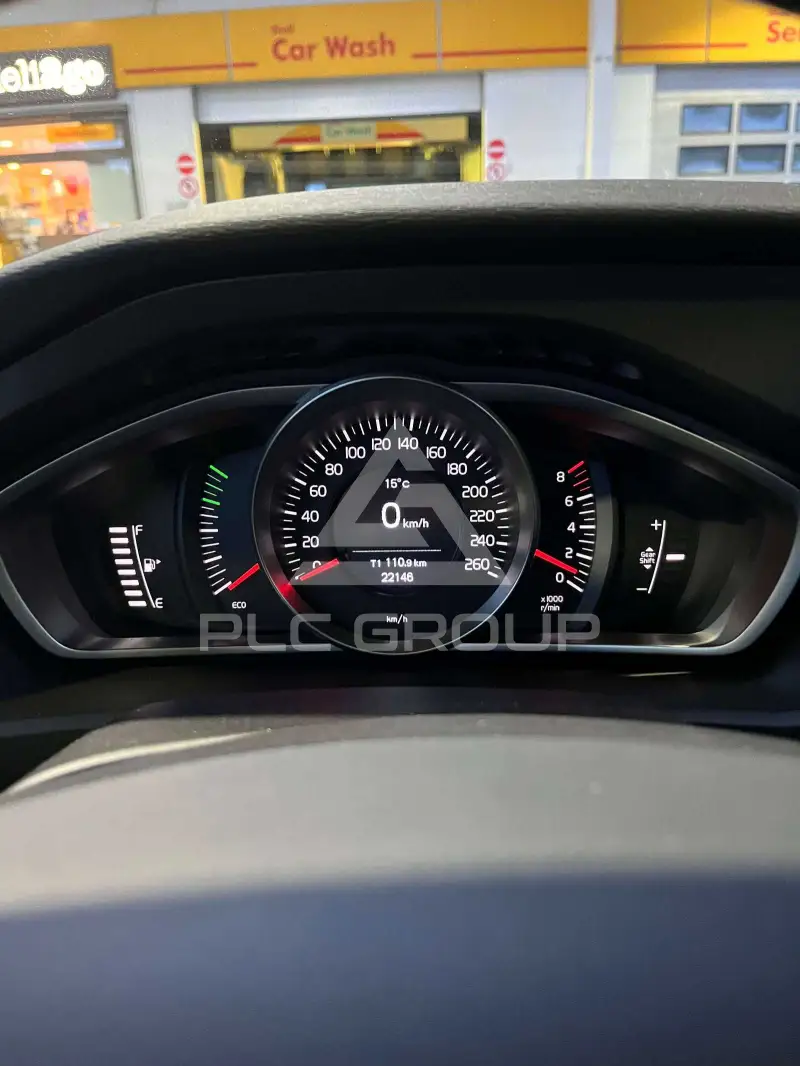 2016 Volvo V40