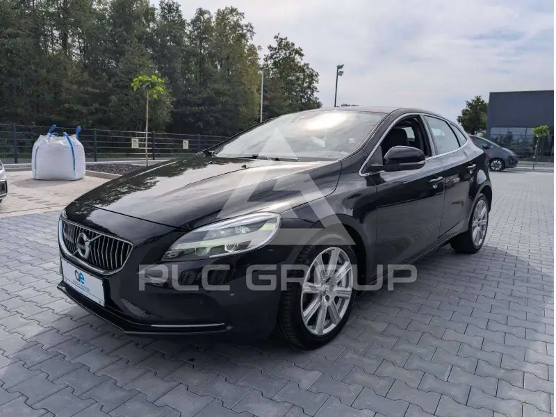2016 Volvo V40