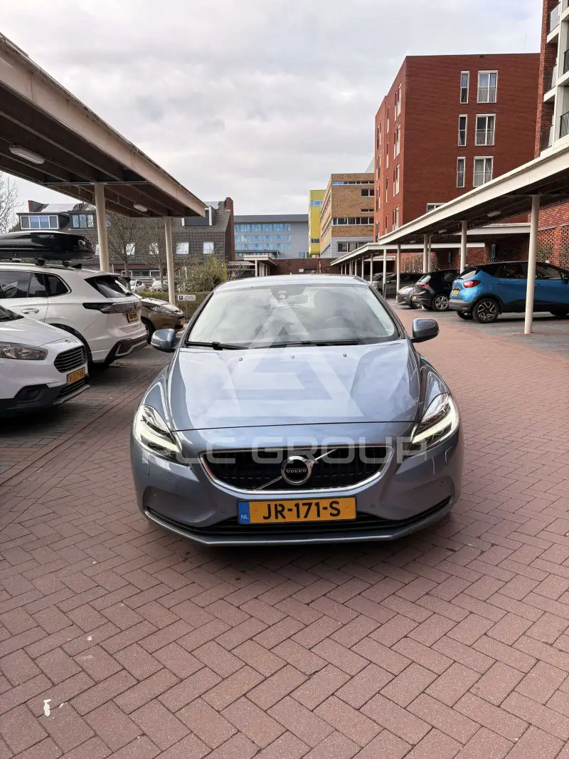 2016 Volvo V40