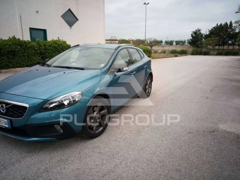 2016 Volvo V40