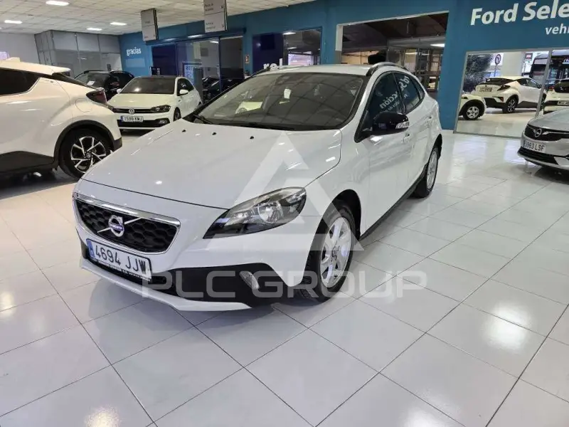 2016 Volvo V40