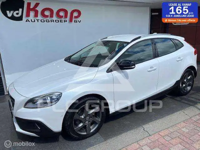 2016 Volvo V40