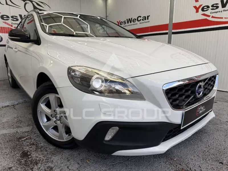 2016 Volvo V40