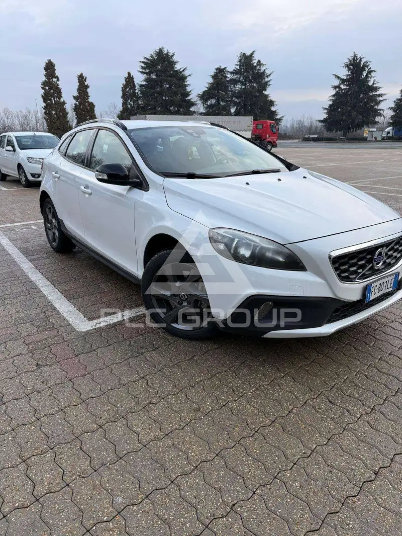 2016 Volvo V40