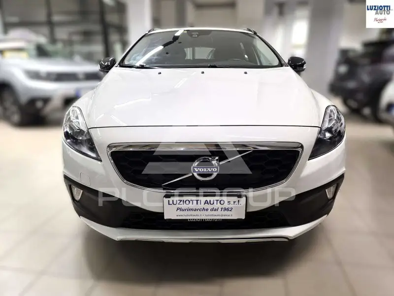 2016 Volvo V40