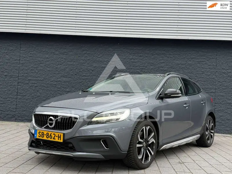 2016 Volvo V40