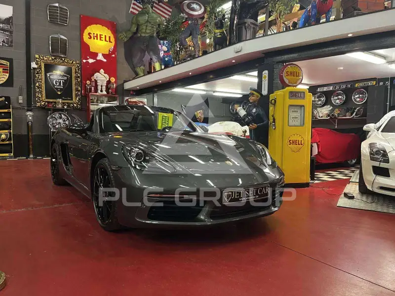 2016 Porsche 718
