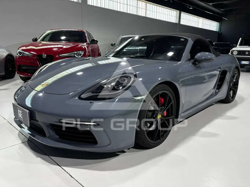 2016 Porsche 718