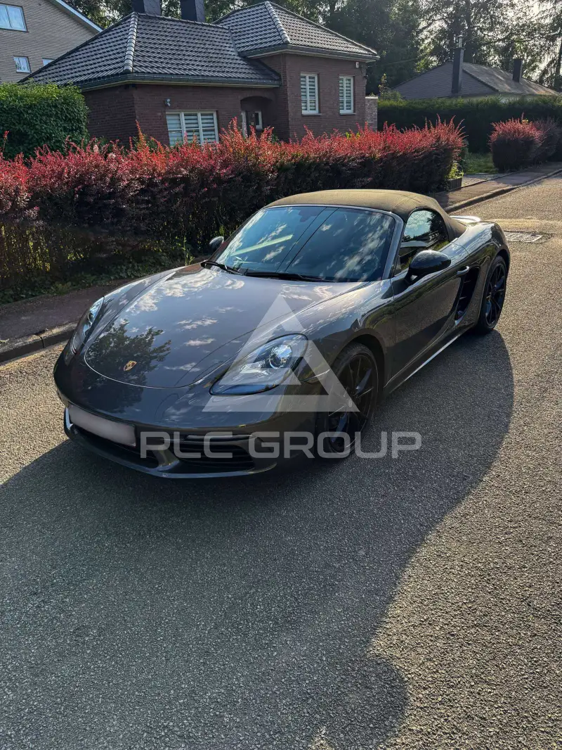 2016 Porsche 718