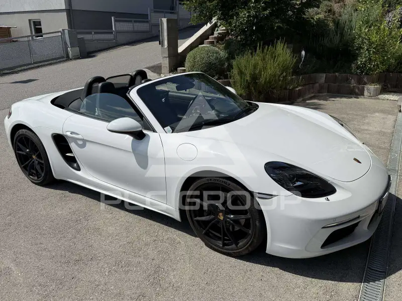 2016 Porsche 718
