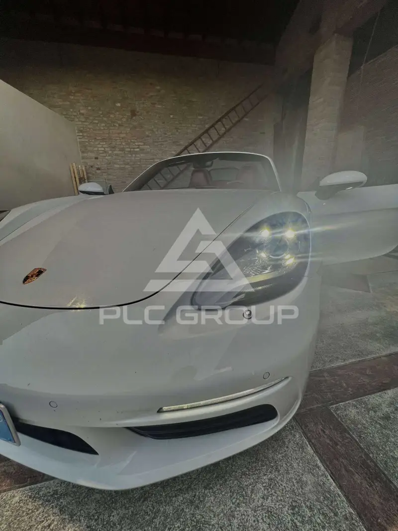 2016 Porsche 718