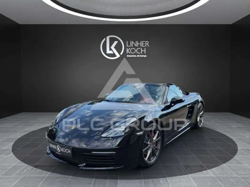 2016 Porsche 718