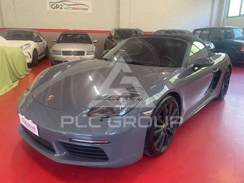 2016 Porsche 718