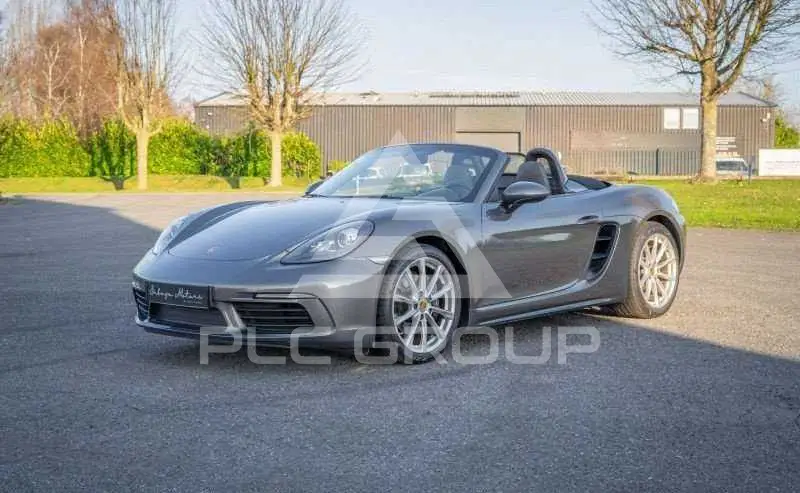 2016 Porsche 718