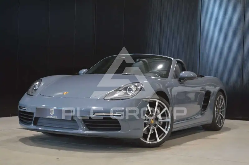2016 Porsche 718