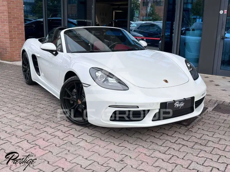 2016 Porsche 718