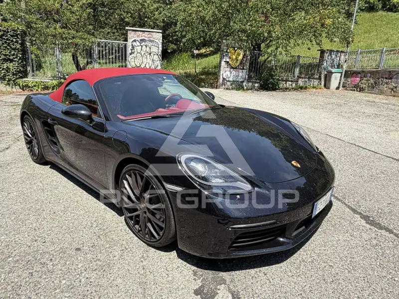 2016 Porsche 718