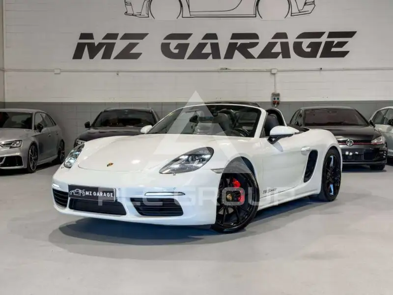 2016 Porsche 718