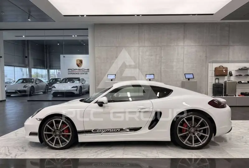 2016 Porsche Cayman