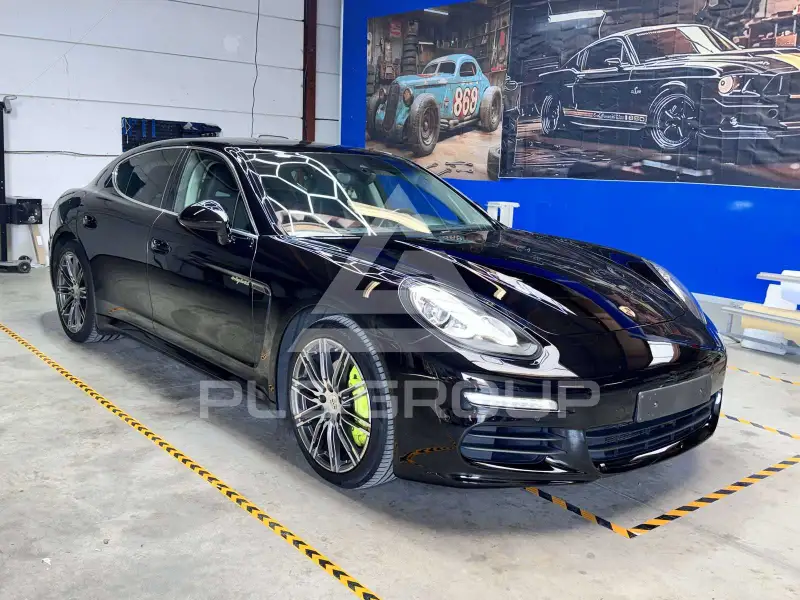 2016 Porsche Panamera