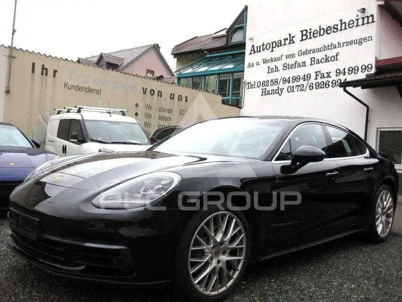 2016 Porsche Panamera