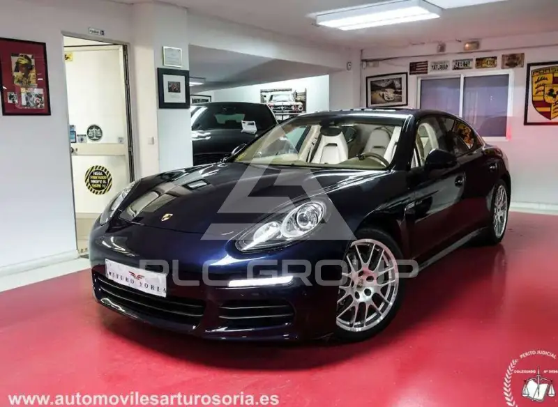 2016 Porsche Panamera