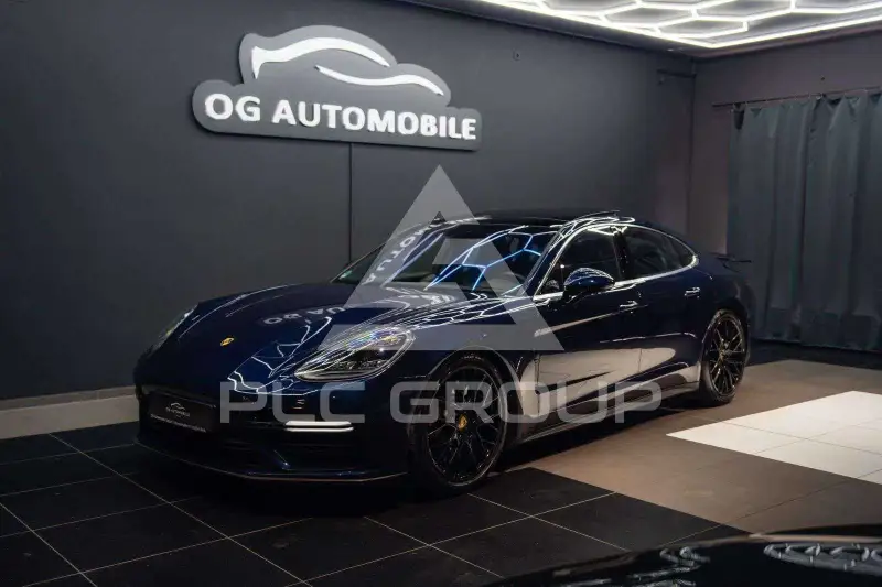 2016 Porsche Panamera