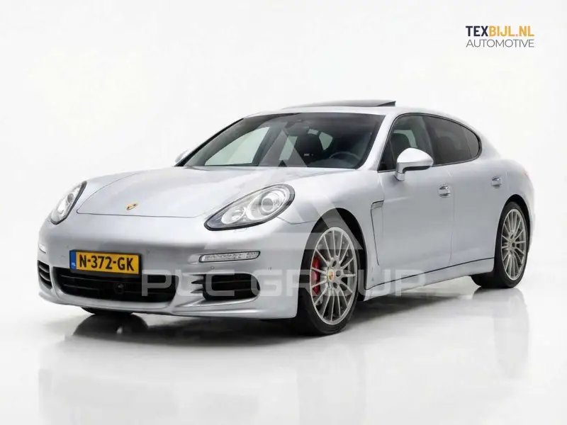 2016 Porsche Panamera