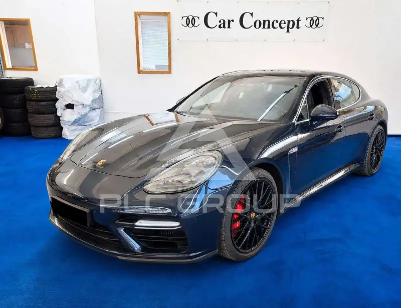 2016 Porsche Panamera