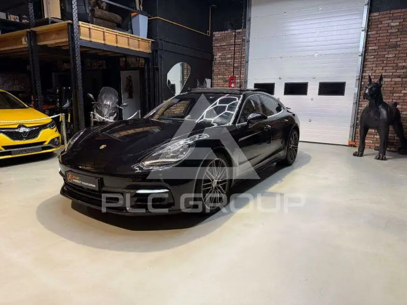 2016 Porsche Panamera